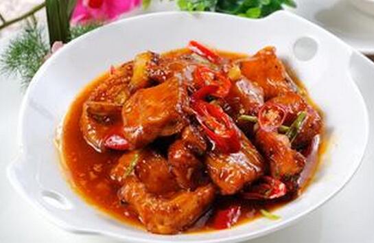 色澤金黃，質(zhì)地嫩滑的贛南小炒魚(yú)怎么做？