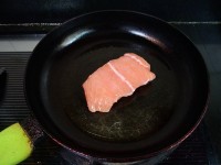 檸檬香煎三文魚的做法步驟5