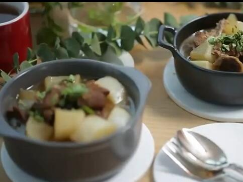 暖中補虛、開胃健脾的蘿卜紅棗燉羊肉怎么做？