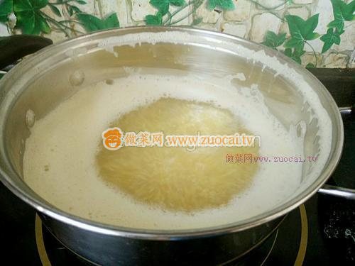 養(yǎng)胃小米粥的做法