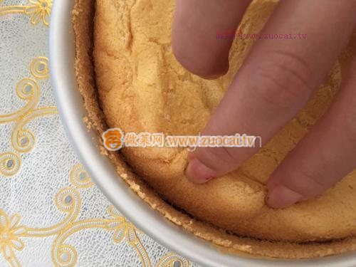 六寸戚風(fēng)的做法