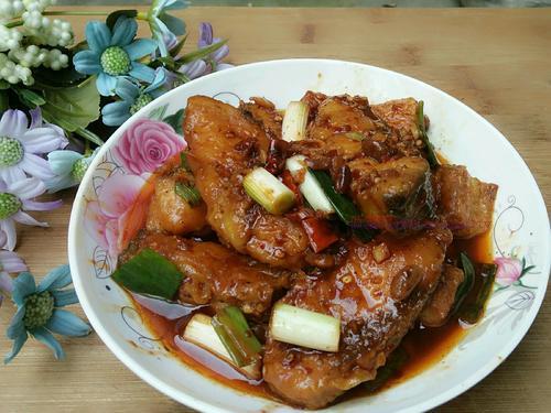 豆豉醬燒鰱魚(yú)塊的做法