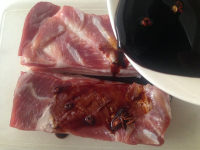 自制簡(jiǎn)易版臘肉的做法步驟4