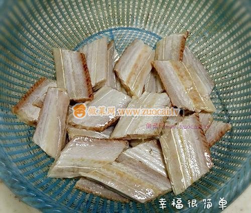 紅燒帶魚(yú)段的做法