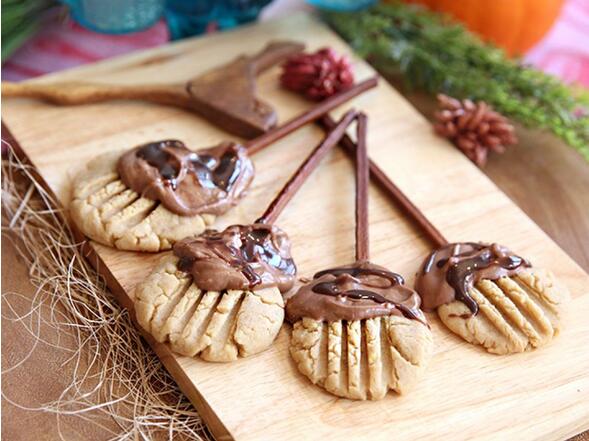 餅干——女巫的掃帚怎么做？