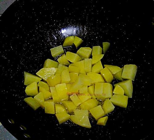 醬燒土豆塊的做法