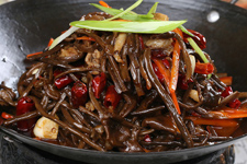 干鍋茶樹(shù)菇怎么做好吃