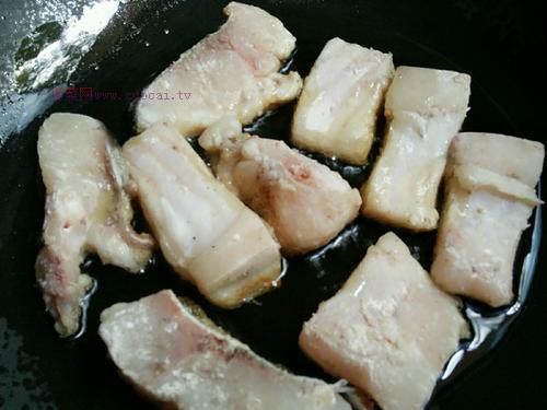 豆豉醬燒鰱魚(yú)塊的做法