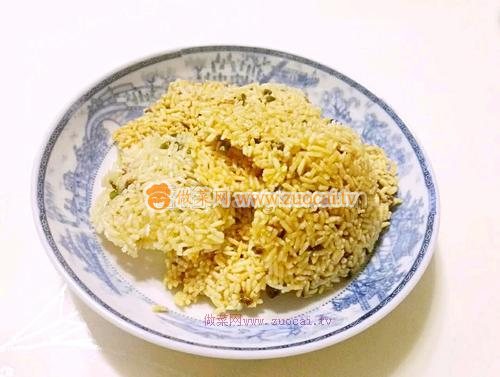 元?dú)忮伆偷淖龇?/ data-JtkL=