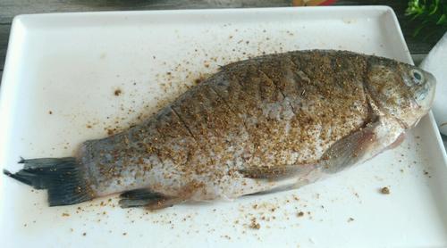 香辣豆豉烤魚(yú)的做法