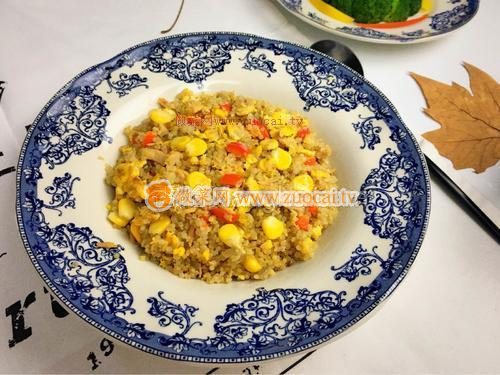 鮪魚(yú)玉米蛋炒藜麥飯的做法