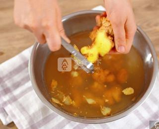 nuc原汁機(jī)食譜：生姜檸檬冰，夏日爽飲的做法步驟：1