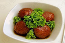 紅燒獅子頭,紅燒獅子頭的家常做法,紅燒獅子頭的做法