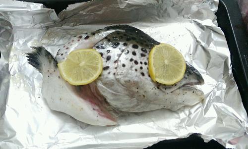 烤三文魚(yú)頭的做法