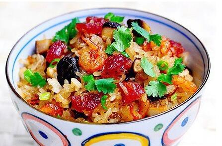 美味生炒糯米飯?jiān)趺醋觯?/ data-DKTf=