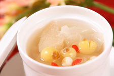 銀耳蓮子湯怎么做營養(yǎng)又美味