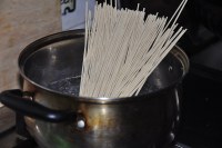 海參炒面的做法步驟4