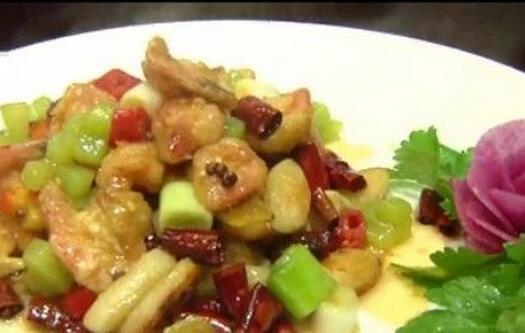 皮酥肉嫩的年糕蝦球怎么做？