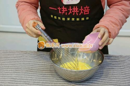 圣誕樹樁蛋糕的做法