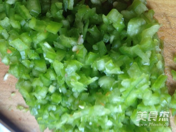 鴛鴦?wù)麸湹淖龇?/ data-gKEp=