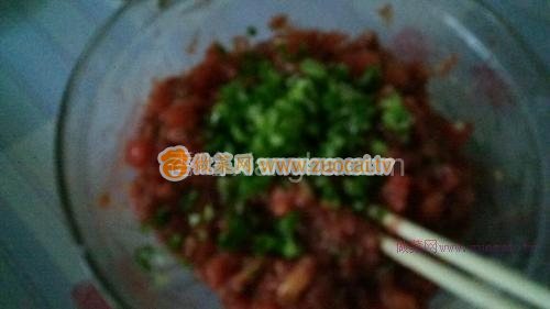 西紅柿牛肉包子的做法