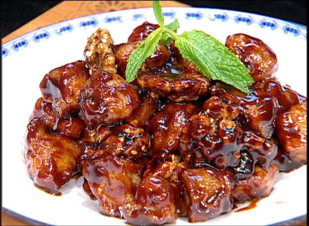 醬爆桃仁鴨丁怎么做？