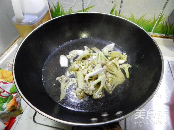 麻香有機(jī)花菜的做法