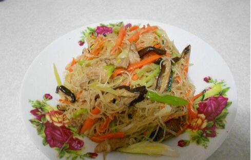 香菇炒米粉怎么做？