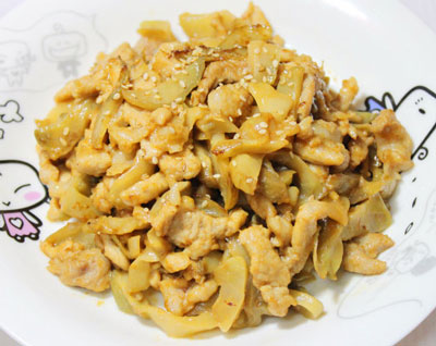 榨菜炒肉絲用球形榨菜更好吃，零失敗的快手下飯菜