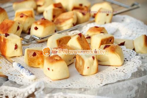 蔓越莓酸奶小面包塊的做法