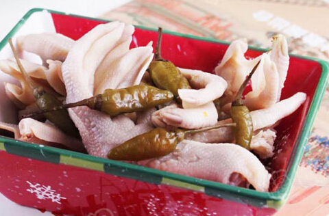 開胃小菜泡椒鴨掌怎么做？