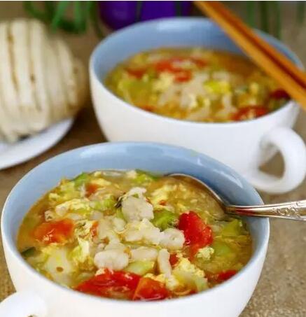 番茄雞蛋面疙瘩湯怎么做？