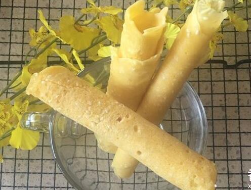 怎么用平底鍋做脆皮蛋卷？