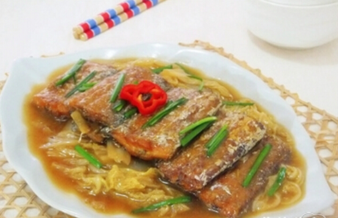 白菜燜帶魚怎么做？