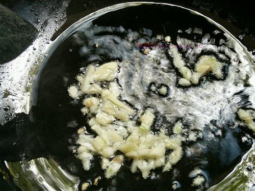 豆豉醬燒鰱魚(yú)塊的做法