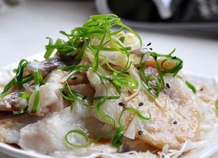 軟嫩下飯的蔥油魚片怎么做？