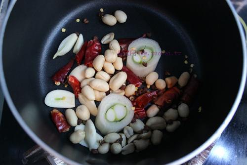 堅(jiān)果生菜的做法