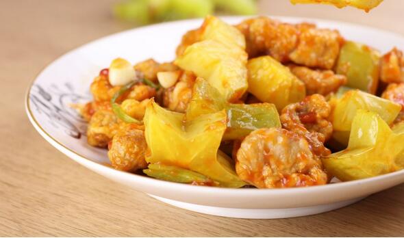 如何做楊桃咕嚕肉？