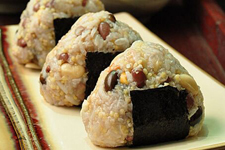 米飯團(tuán),飯團(tuán)的制作方法,飯團(tuán)制作,如何制作飯團(tuán)