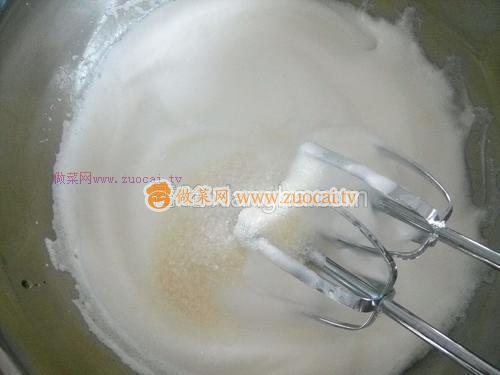 戚風(fēng)蛋糕的做法