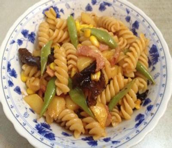 炒意大利面的做法大全 炒意大利面的營(yíng)養(yǎng)價(jià)值 炒意大利面的熱量高嗎