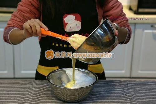 圣誕樹樁蛋糕的做法