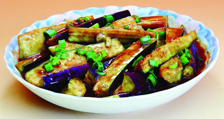 茄子的營養(yǎng)美味吃法，茄子怎么做菜好吃又營養(yǎng)