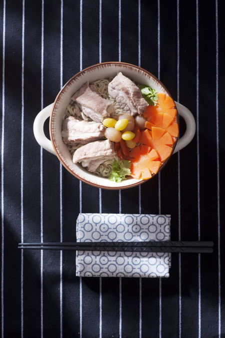 白果排骨豌豆湯面