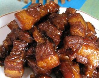 好吃不膩的醬香五花肉怎么做？