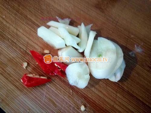 蘿卜燒肉的做法