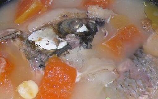 養(yǎng)胃生津的紅蘿卜番茄煲鯇魚尾怎么做？