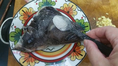 清蒸牙片魚(yú)頭的做法