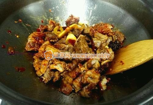 蘿卜燉牛腩的做法