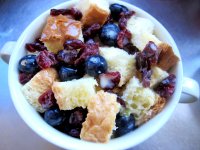 藍(lán)莓蔓越莓面包布丁步驟8